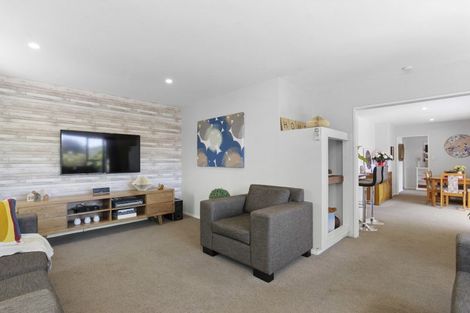 Photo of property in 2 Zenith Place, Hei Hei, Christchurch, 8042