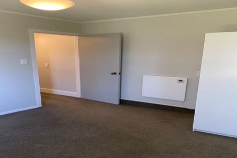 Photo of property in 12 Harland Street, Brooklyn, Wellington, 6021
