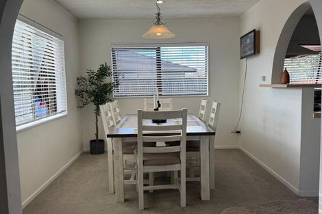 Photo of property in 16 Palmer Place, Parkvale, Hastings, 4122