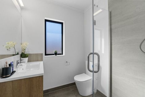 Photo of property in 324u3 Cambridge Road, Hillcrest, Hamilton, 3216