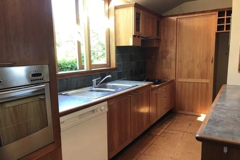 Photo of property in 34 Hackthorne Road, Cashmere, Christchurch, 8022