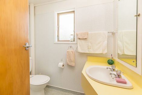 Photo of property in 15 Spinnaker Drive, Whitby, Porirua, 5024