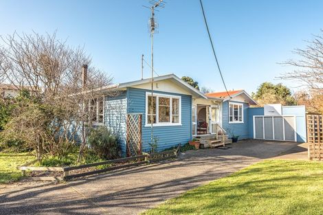 Photo of property in 11 Cambridge Street, Patea, 4520