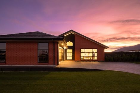 Photo of property in 23 Rose Manor Drive, Springlands, Blenheim, 7201