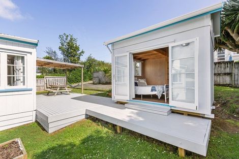 Photo of property in 66a Wainui Road, Raglan, 3225