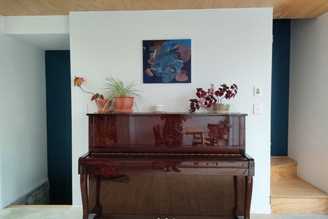 Photo of property in 27u2 Buckley Road, Southgate, Wellington, 6023