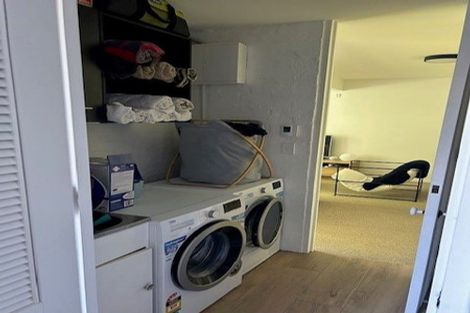 Photo of property in 141 Churton Drive, Churton Park, Wellington, 6037