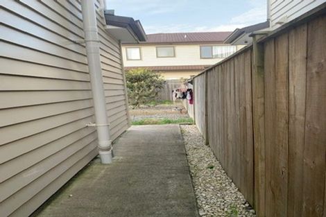 Photo of property in 24 Hikuawa Road, Flat Bush, Auckland, 2019