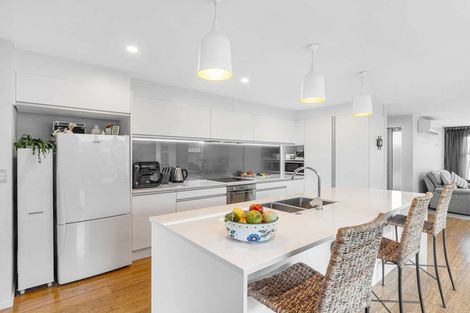 Photo of property in 5 Whitau Place, Marshland, Christchurch, 8083