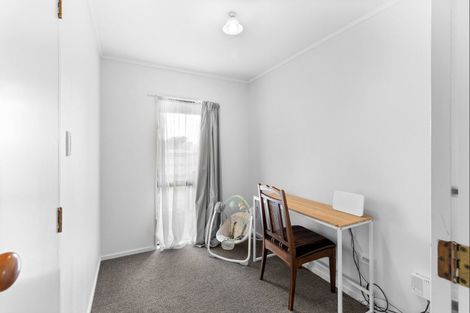 Photo of property in 34 Roberts Line, Kelvin Grove, Palmerston North, 4414