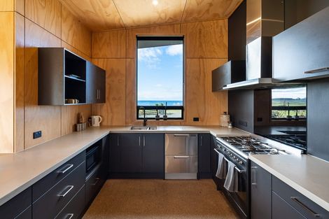 Photo of property in 380 Thorburn Road, Waikouaiti, 9472