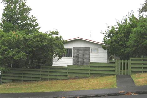 Photo of property in 1/11 Lavery Place, Sunnynook, Auckland, 0632
