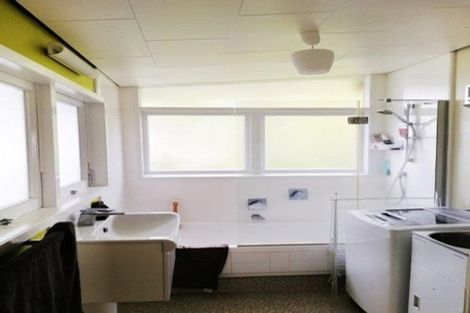 Photo of property in 10 Paramu Avenue, Birkdale, Auckland, 0626