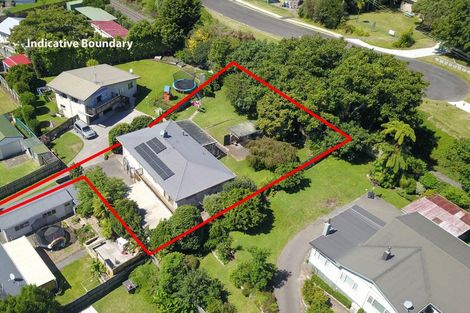 Photo of property in 44 Lee Street, Te Puke, 3119