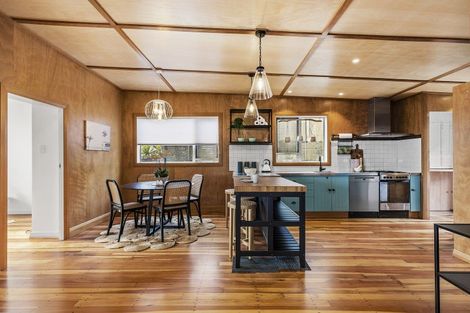 Photo of property in 1087 Makara Road, Makara Beach, Karori, 6972