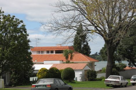 Photo of property in 1 Sixth Avenue, Tauranga, 3110