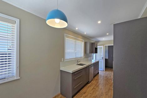 Photo of property in 132 Gloucester Street, Taradale, Napier, 4112