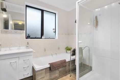 Photo of property in 35 Gordon Road, Mosgiel, 9024