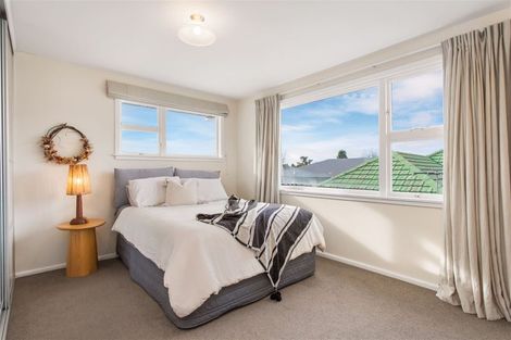 Photo of property in 196 Cashmere Road, Hoon Hay, Christchurch, 8025