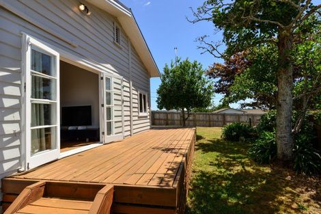 Photo of property in 75 Tuhikaramea Road, Dinsdale, Hamilton, 3204