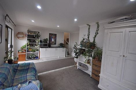 Photo of property in 23 Saint Johns Avenue, Tuakau, 2121