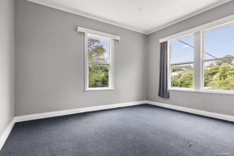 Photo of property in 28 Crieff Street, Northland, Wellington, 6012