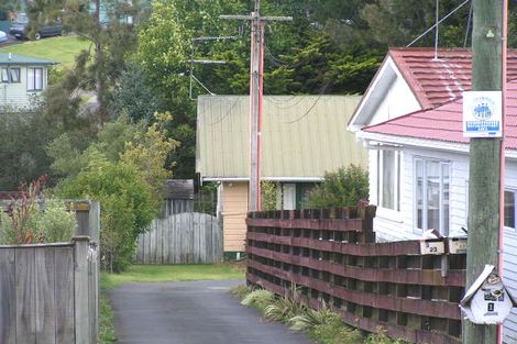 Photo of property in 1/23a Becroft Drive, Forrest Hill, Auckland, 0620