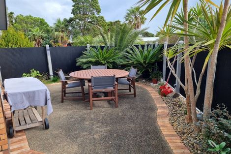 Photo of property in 35 Barbados Way, One Tree Point, 0118