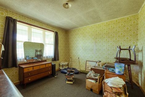 Photo of property in 31 Karaka Street, Helensville, 0800