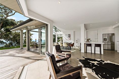 Photo of property in 43 Clifton Road, Hauraki, Auckland, 0622