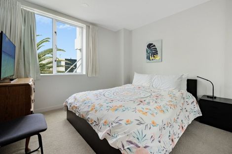 Photo of property in 10/12 Maunganui Road, Mount Maunganui, 3116