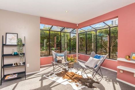 Photo of property in 45a Satara Crescent, Khandallah, Wellington, 6035