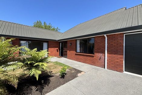 Photo of property in 6 Calverton Place, Halswell, Christchurch, 8025
