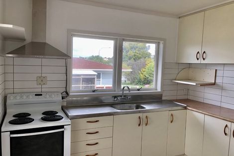 Photo of property in 2/70 Bentley Avenue, Glenfield, Auckland, 0629