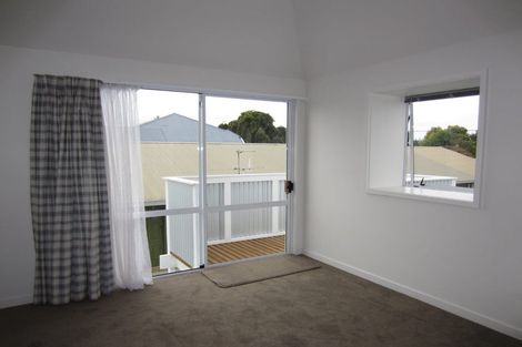 Photo of property in 2/511 Durham Street North, St Albans, Christchurch, 8014