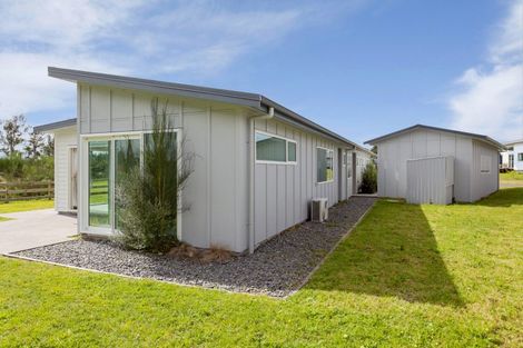 Photo of property in 64 John Norrie Place, Motuoapa, Turangi, 3382