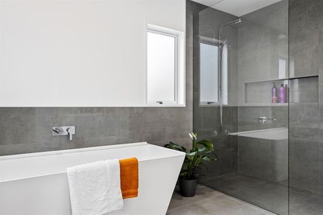 Photo of property in 52 Regent's Park Drive, Casebrook, Christchurch, 8051