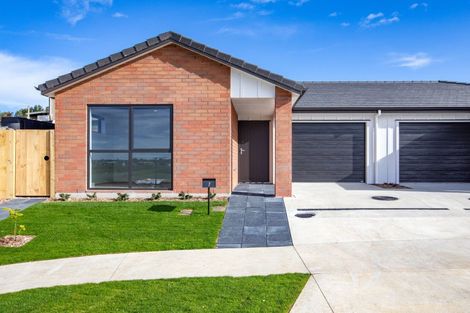 Photo of property in 7 Waruhia Crescent, Rototuna North, 3281