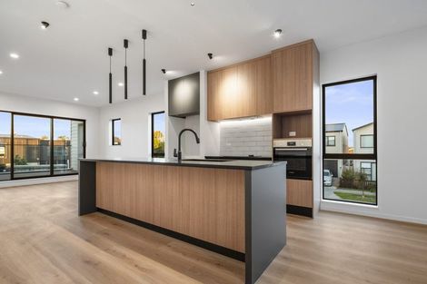 Photo of property in 3/10 Scott Road, Hobsonville, Auckland, 0616