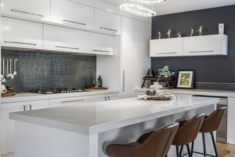 Photo of property in 31 Aldon Lane, The Gardens, Auckland, 2105