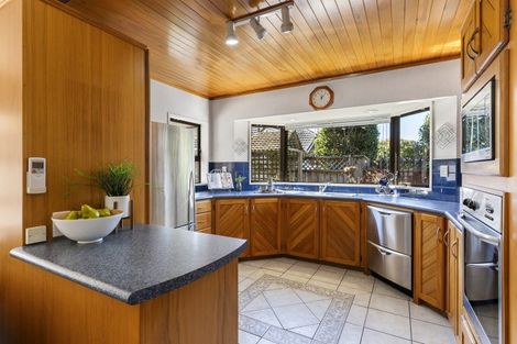 Photo of property in 3 Comeskey Grove, Elderslea, Upper Hutt, 5018