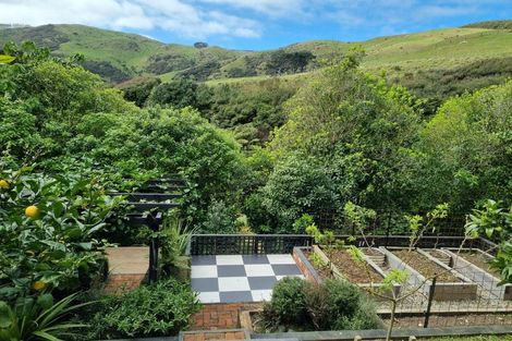 Photo of property in 98 Muri Road, Pukerua Bay, 5026