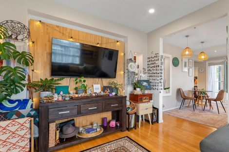 Photo of property in 6 Vance Street, Shannon, 4821