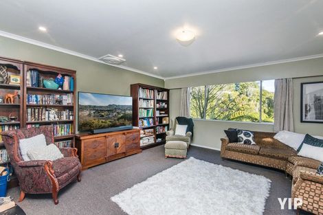 Photo of property in 3 Tawa Terrace, Tawa, Wellington, 5028