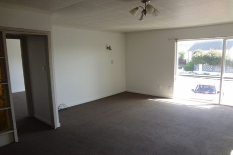 Photo of property in 27 Bucknell Street, Sockburn, Christchurch, 8042