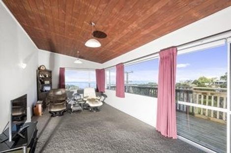 Photo of property in 113 Victory Road, Laingholm, Auckland, 0604