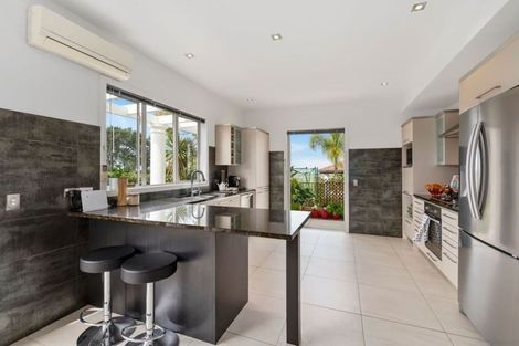 Photo of property in 140 Gills Road, Albany Heights, Auckland, 0632