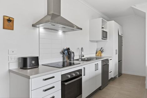 Photo of property in 274 Hobsonville Point Road, Hobsonville, Auckland, 0616