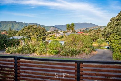 Photo of property in 179 Tutere Street, Waikanae Beach, Waikanae, 5036