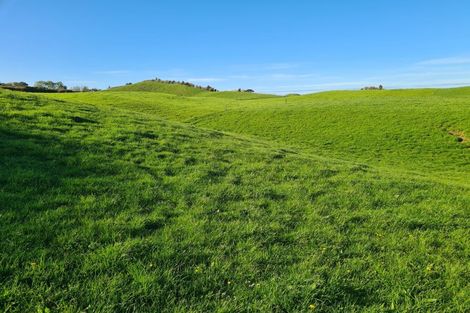 Photo of property in 801 Mangorei Road, Mangorei, New Plymouth, 4371